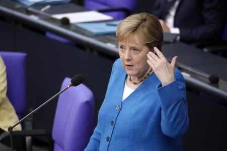235. Sitzung des Deutschen Bundestages in Berlin