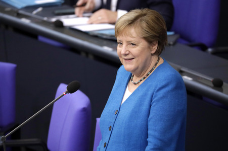 235. Sitzung des Deutschen Bundestages in Berlin