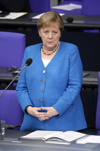 235. Sitzung des Deutschen Bundestages in Berlin