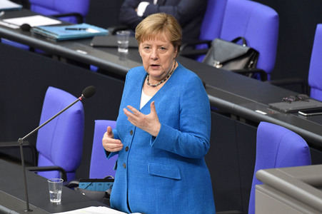 235. Sitzung des Deutschen Bundestages in Berlin