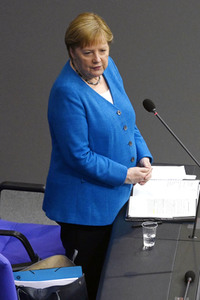 235. Sitzung des Deutschen Bundestages in Berlin