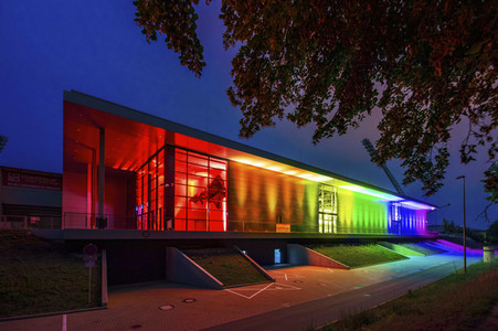 Regenbogenfarben am Steigerwaldstadion in Erfurt