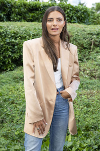 Fototermin mit Sophia Thomalla und Armin Laschet in Düsseldorf