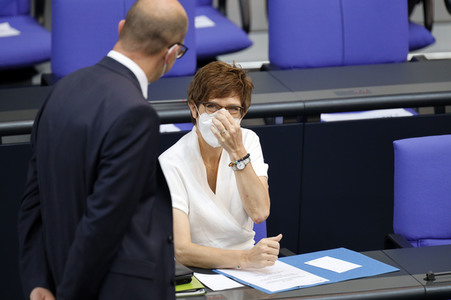 235. Sitzung des Deutschen Bundestages in Berlin