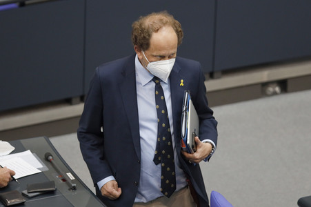 235. Sitzung des Deutschen Bundestages in Berlin