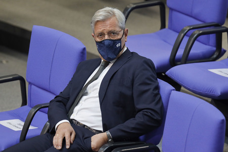 235. Sitzung des Deutschen Bundestages in Berlin