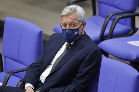 235. Sitzung des Deutschen Bundestages in Berlin