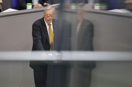 235. Sitzung des Deutschen Bundestages in Berlin