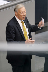 235. Sitzung des Deutschen Bundestages in Berlin