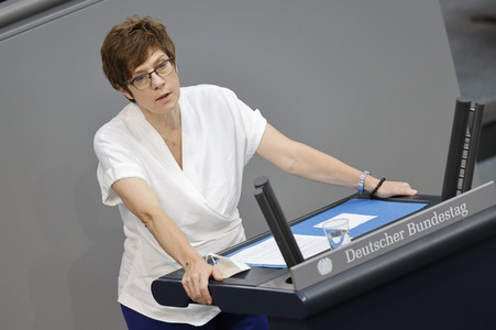 235. Sitzung des Deutschen Bundestages in Berlin