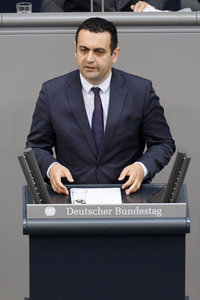 235. Sitzung des Deutschen Bundestages in Berlin