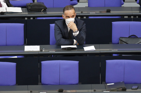 235. Sitzung des Deutschen Bundestages in Berlin