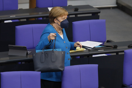 235. Sitzung des Deutschen Bundestages in Berlin