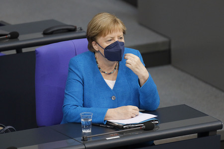 235. Sitzung des Deutschen Bundestages in Berlin