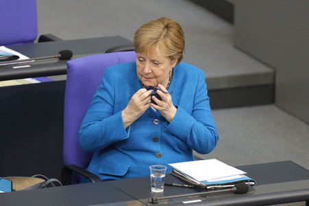 235. Sitzung des Deutschen Bundestages in Berlin