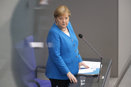 235. Sitzung des Deutschen Bundestages in Berlin