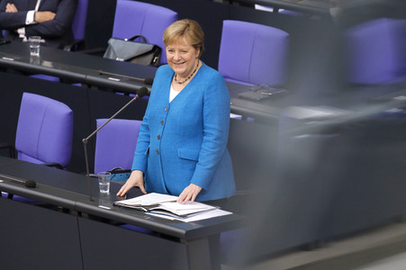 235. Sitzung des Deutschen Bundestages in Berlin