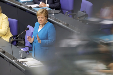 235. Sitzung des Deutschen Bundestages in Berlin