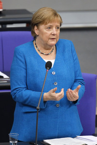 235. Sitzung des Deutschen Bundestages in Berlin