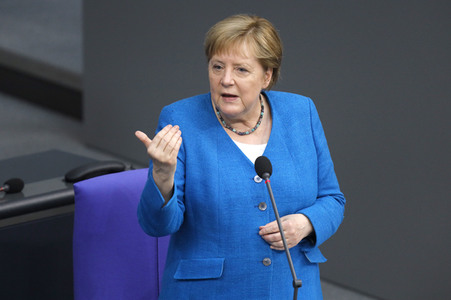 235. Sitzung des Deutschen Bundestages in Berlin