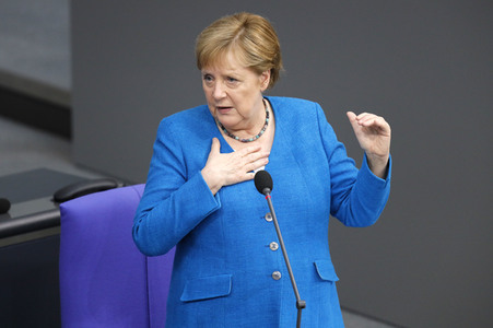 235. Sitzung des Deutschen Bundestages in Berlin