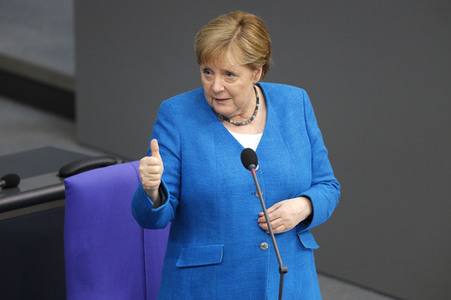 235. Sitzung des Deutschen Bundestages in Berlin