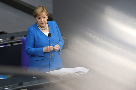 235. Sitzung des Deutschen Bundestages in Berlin