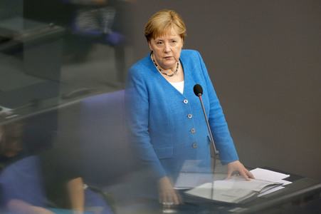 235. Sitzung des Deutschen Bundestages in Berlin