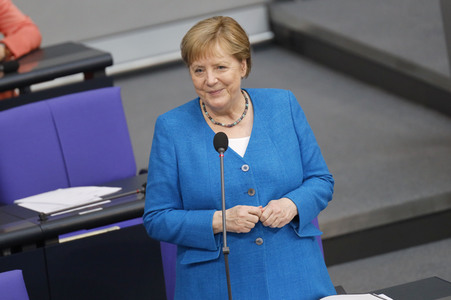 235. Sitzung des Deutschen Bundestages in Berlin