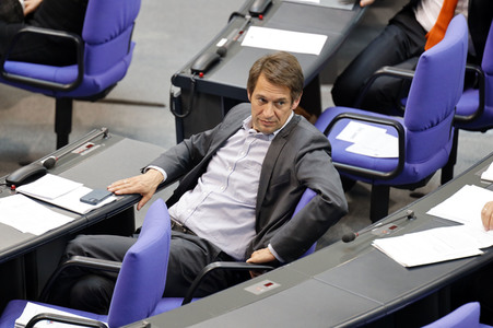 235. Sitzung des Deutschen Bundestages in Berlin