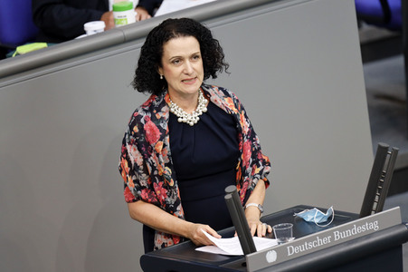 235. Sitzung des Deutschen Bundestages in Berlin