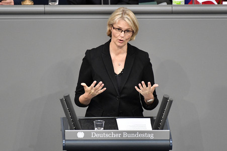 237. Sitzung des Deutschen Bundestages in Berlin