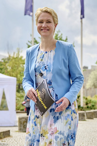 Ministerpräsidenten der Länder besuchen die Neue Nationalgalerie in Berlin