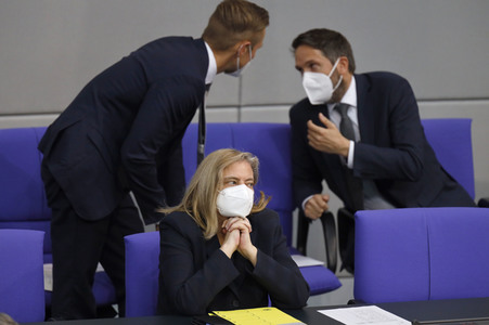 235. Sitzung des Deutschen Bundestages in Berlin