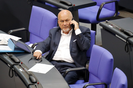 235. Sitzung des Deutschen Bundestages in Berlin