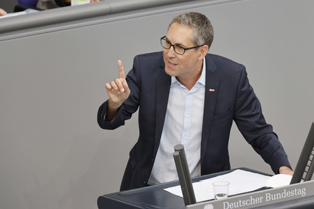 237. Sitzung des Deutschen Bundestages in Berlin