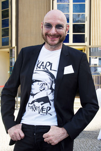 Theaterpremiere 'Amazing Family' in Berlin