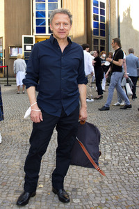 Theaterpremiere 'Amazing Family' in Berlin