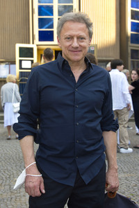 Theaterpremiere 'Amazing Family' in Berlin