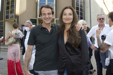 Theaterpremiere 'Amazing Family' in Berlin