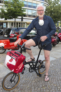 Theaterpremiere 'Amazing Family' in Berlin