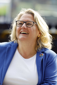 Inbetriebnahme der neuen Ladeinfrastruktur für Elektro-Busse