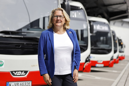 Inbetriebnahme der neuen Ladeinfrastruktur für Elektro-Busse