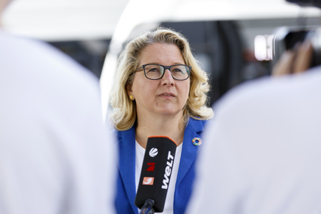 Inbetriebnahme der neuen Ladeinfrastruktur für Elektro-Busse