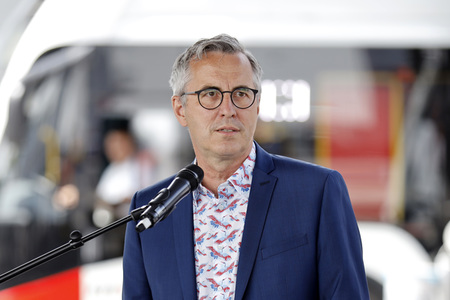 Inbetriebnahme der neuen Ladeinfrastruktur für Elektro-Busse