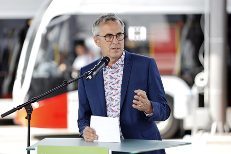 Inbetriebnahme der neuen Ladeinfrastruktur für Elektro-Busse