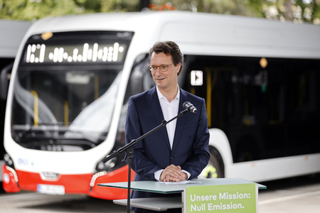 Inbetriebnahme der neuen Ladeinfrastruktur für Elektro-Busse