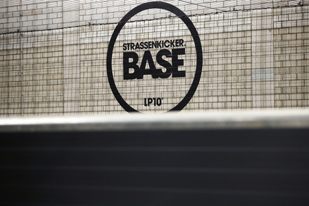 Scheckübergabe Lukas Podolski Stiftung in Köln