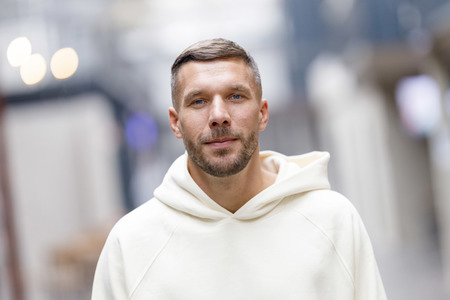 Scheckübergabe Lukas Podolski Stiftung in Köln