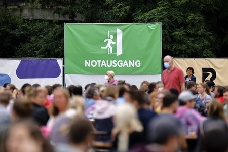 Konzert von Olli Schulz in Bonn